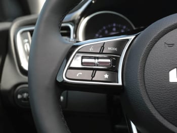 KIA Ceed 1.5T DCT Ultimate Edition Navi Kamera ACC