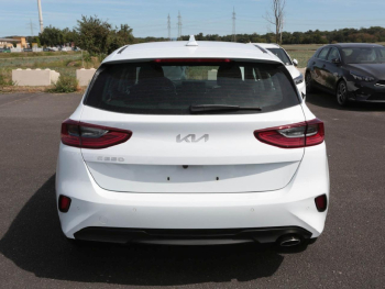 KIA Ceed 1.5T DCT Ultimate Edition Navi Kamera ACC