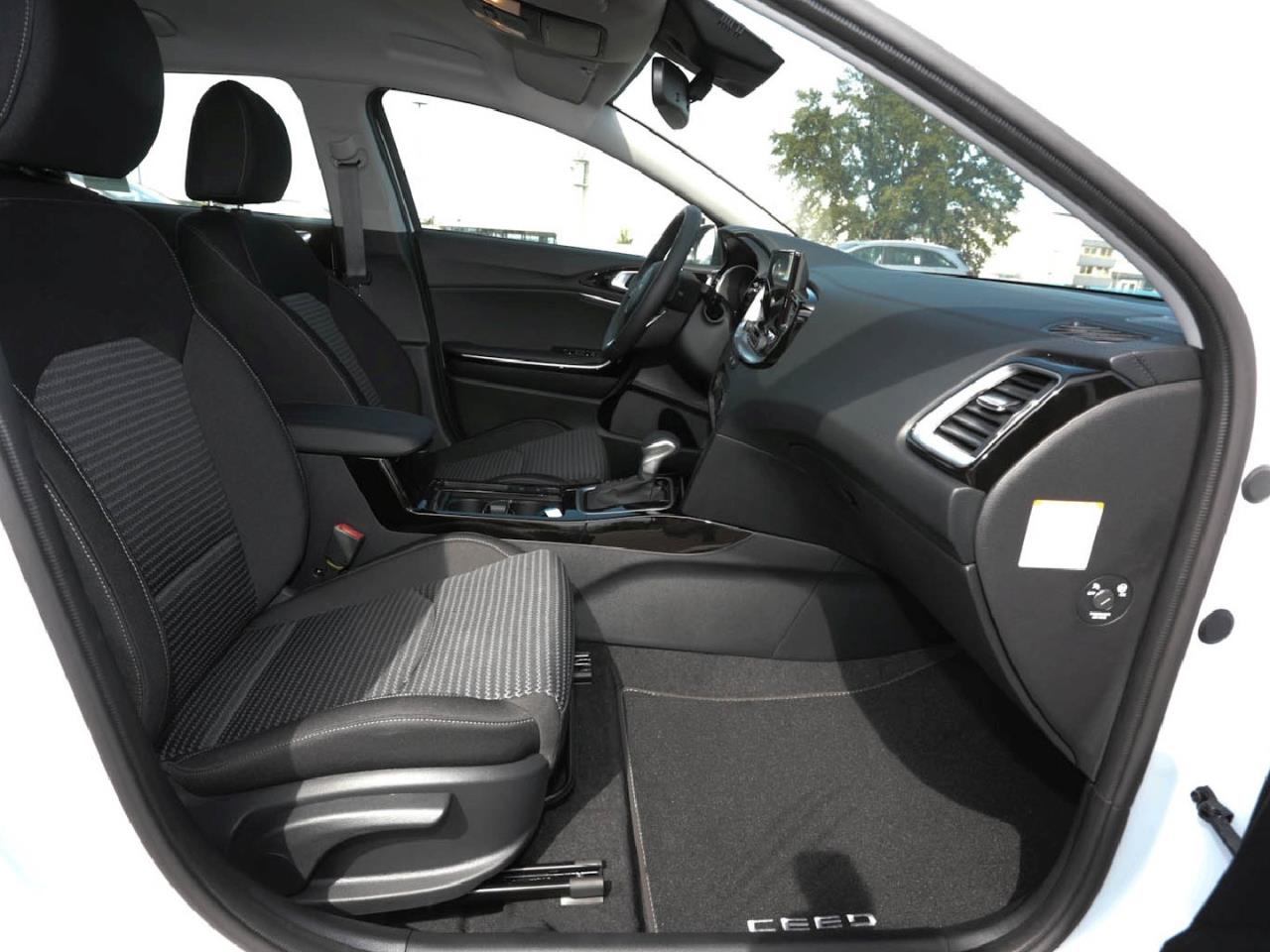 KIA Ceed 1.5T DCT Ultimate Edition Navi Kamera ACC