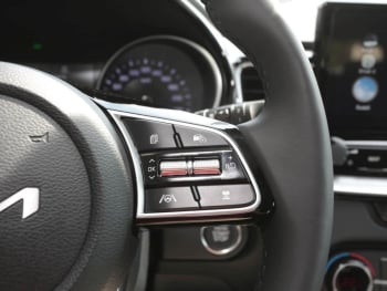 KIA Ceed 1.5T DCT Ultimate Edition Navi Kamera ACC