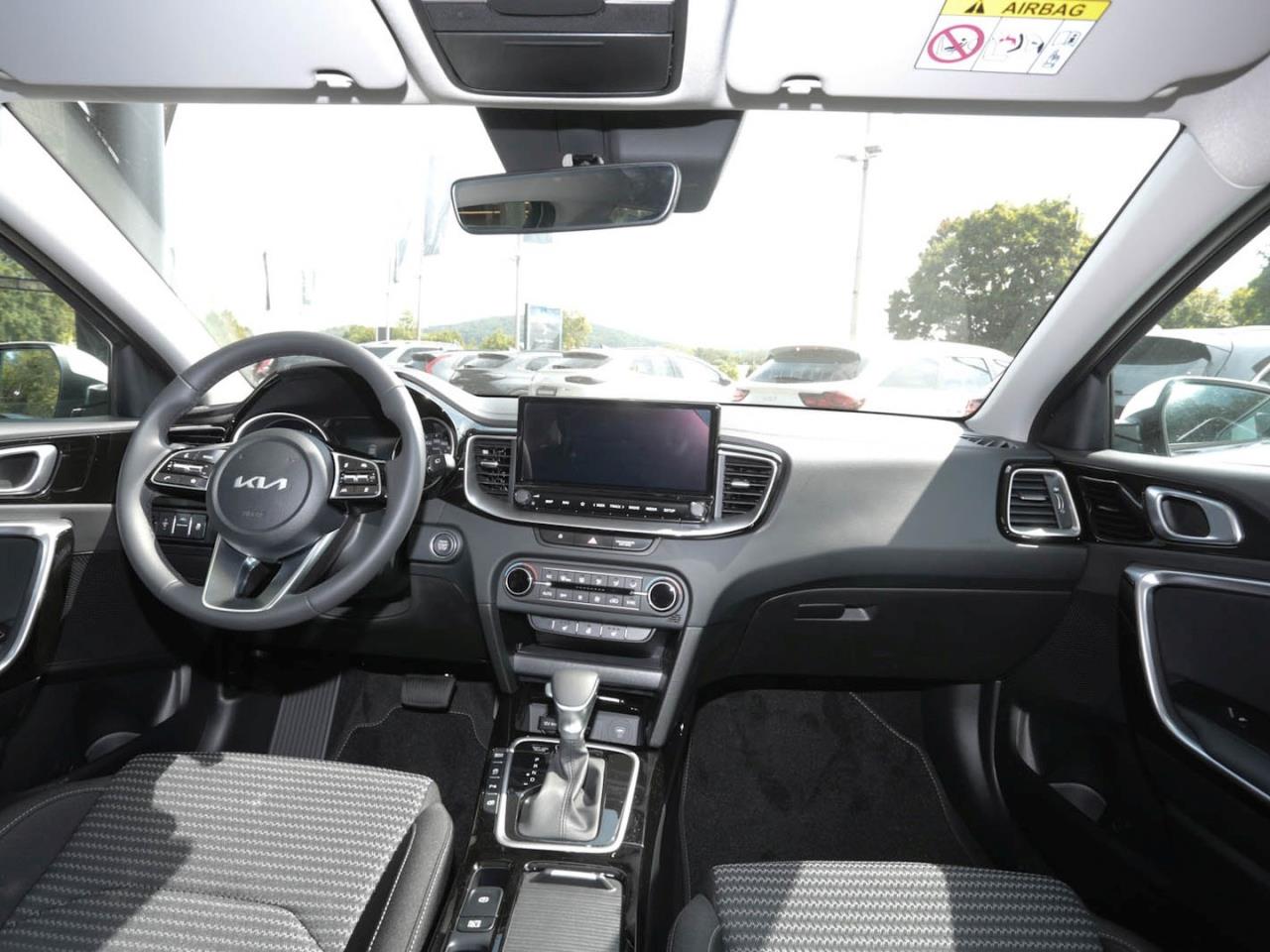 KIA Ceed 1.5T DCT Ultimate Edition Navi Kamera ACC