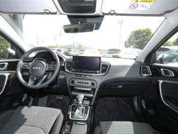 KIA Ceed 1.5T DCT Ultimate Edition Navi Kamera ACC