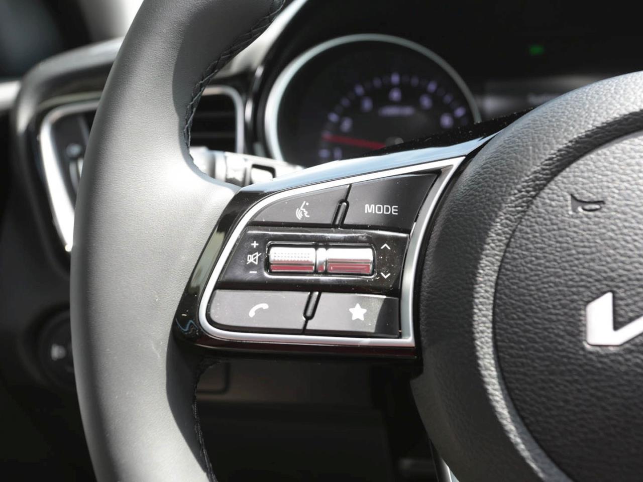 KIA Ceed 1.5T DCT Ultimate Edition Navi Kamera ACC