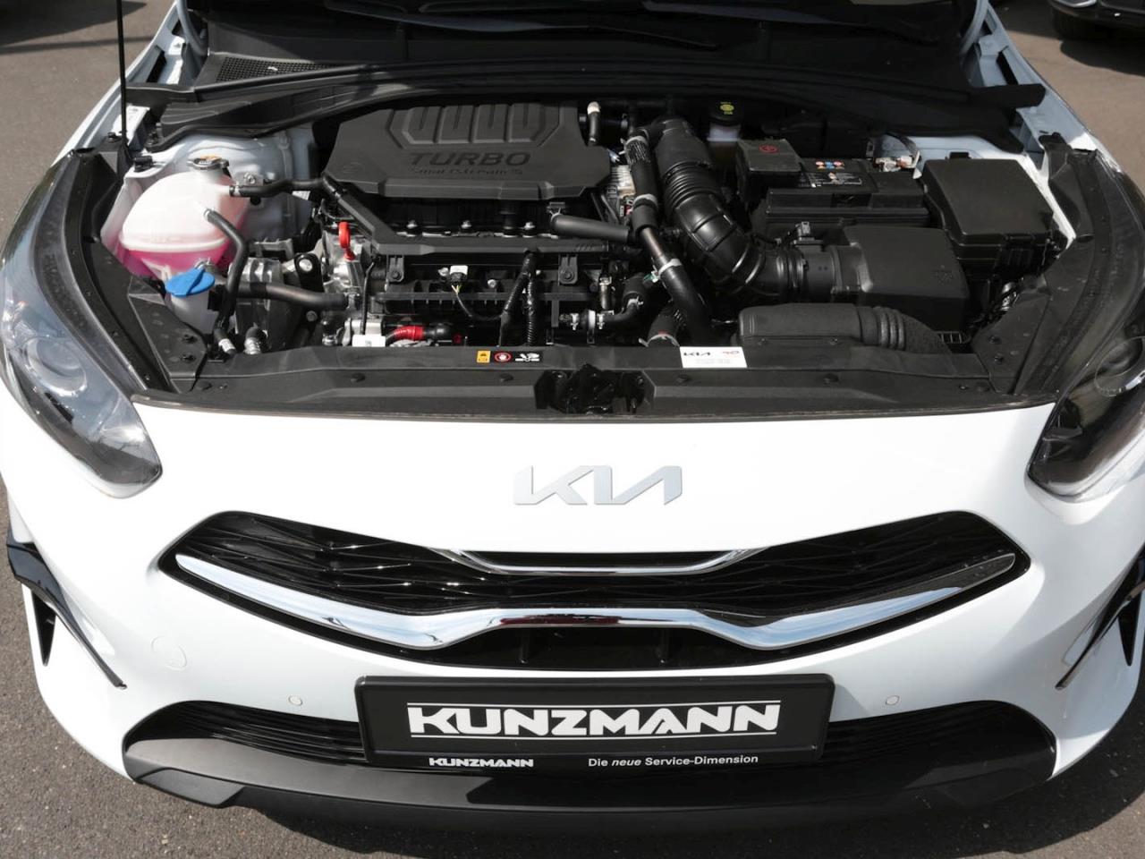 KIA Ceed 1.5T DCT Ultimate Edition Navi Kamera ACC