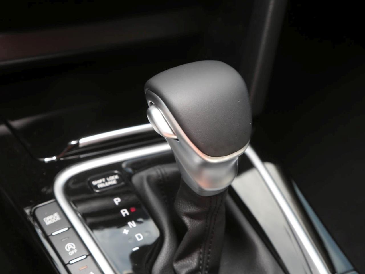 KIA Ceed 1.5T DCT Ultimate Edition Navi Kamera JBL