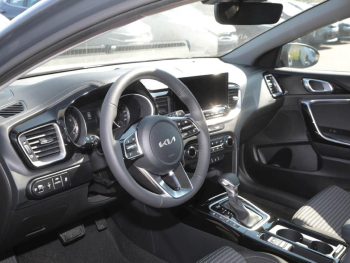 KIA Ceed 1.5T DCT Ultimate Edition Navi Kamera ACC