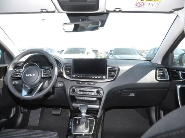 KIA Ceed 1.5T DCT Ultimate Edition Navi Kamera ACC KIA Ceed 1.5T DCT Ultimate Edition Navi Kamera ACC