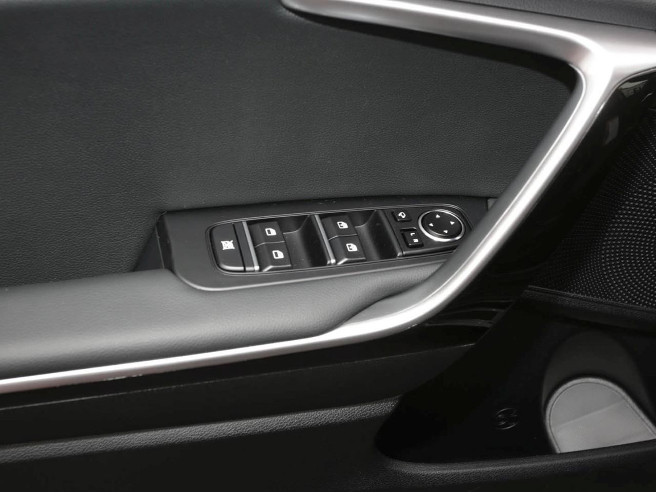 KIA Ceed 1.5T DCT Ultimate Edition Navi Kamera ACC