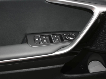 KIA Ceed 1.5T DCT Ultimate Edition Navi Kamera ACC