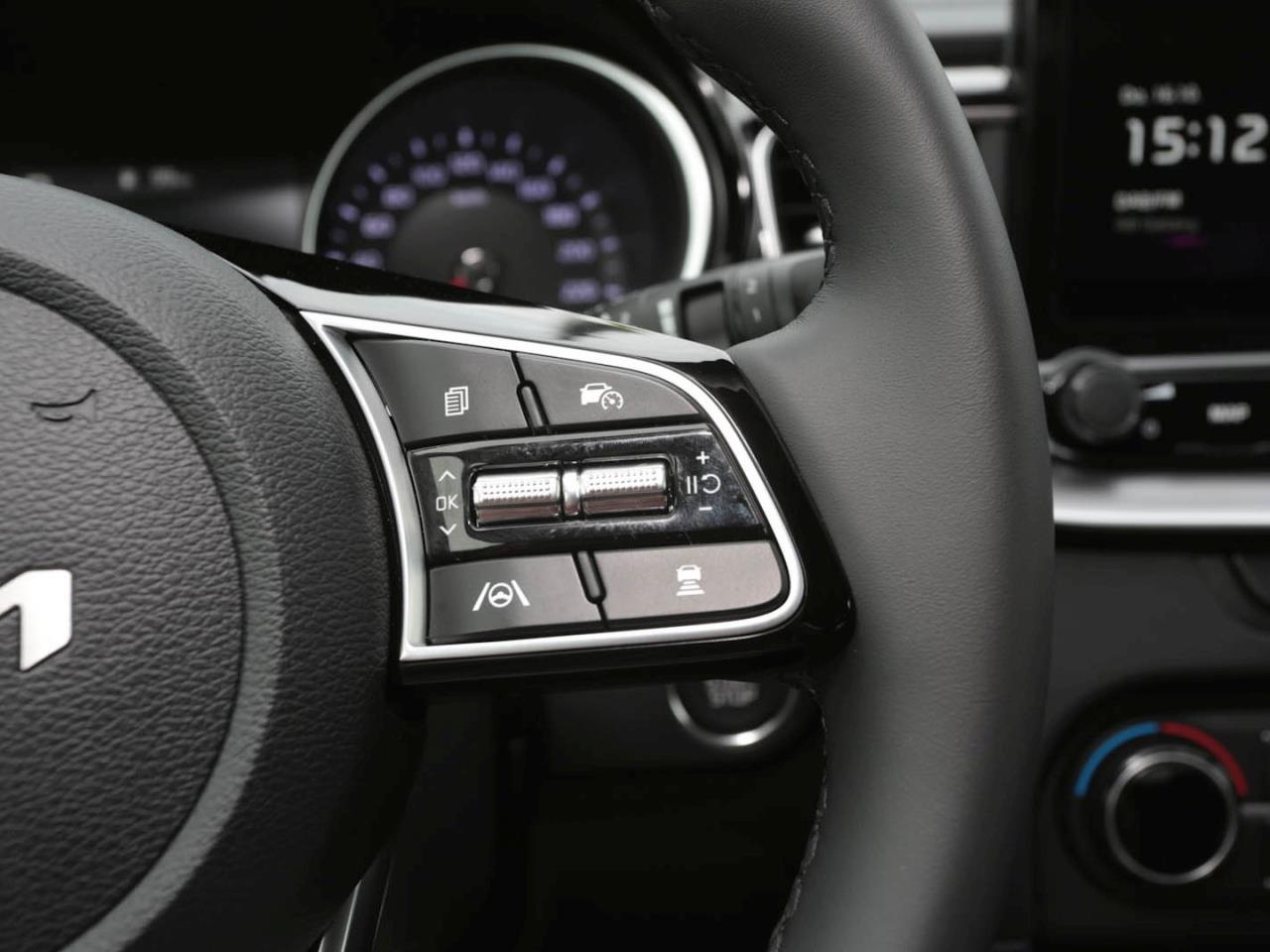 KIA Ceed 1.5T DCT Ultimate Edition Navi Kamera ACC