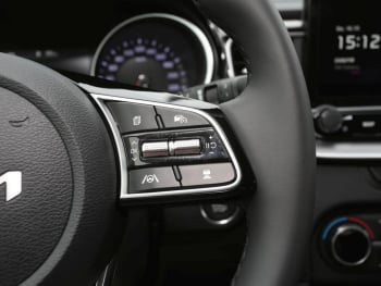 KIA Ceed 1.5T DCT Ultimate Edition Navi Kamera ACC