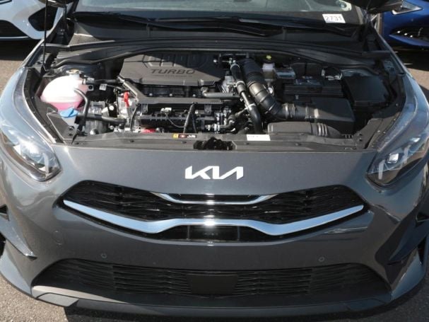 KIA Ceed 1.5T DCT Ultimate Edition Navi Kamera ACC KIA Ceed 1.5T DCT Ultimate Edition Navi Kamera ACC