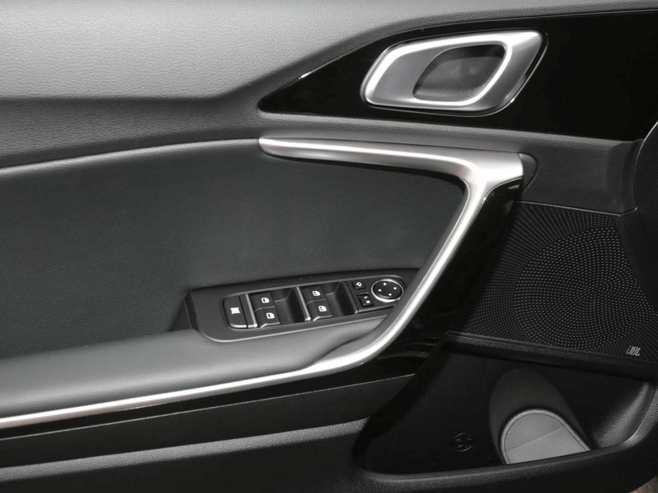 KIA Ceed 1.5T DCT Ultimate Edition Navi Kamera ACC