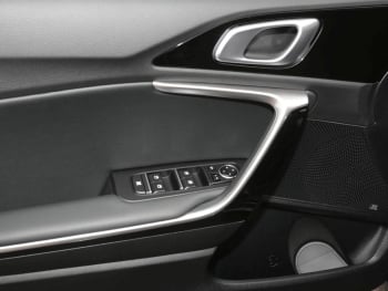 KIA Ceed 1.5T DCT Ultimate Edition Navi Kamera ACC