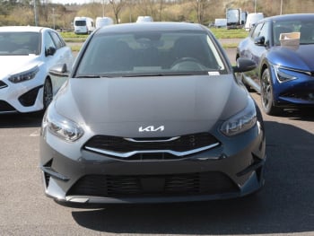 KIA Ceed 1.5T DCT Ultimate Edition Navi Kamera ACC