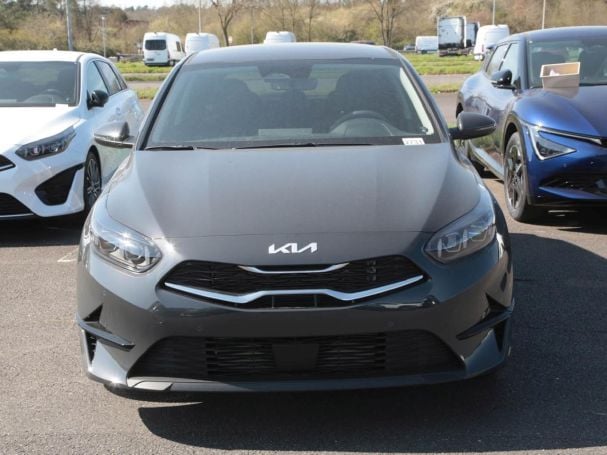 KIA Ceed 1.5T DCT Ultimate Edition Navi Kamera ACC KIA Ceed 1.5T DCT Ultimate Edition Navi Kamera ACC