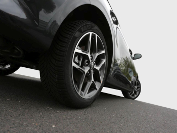 KIA Ceed 1.5T DCT Ultimate Edition Navi Kamera ACC