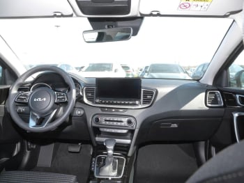 KIA Ceed 1.5T DCT Ultimate Edition Navi Kamera ACC