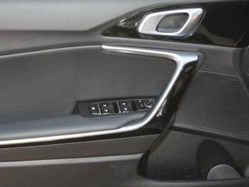 KIA Ceed 1.5T DCT Ultimate Edition Navi Kamera ACC