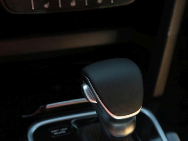 KIA Ceed 1.5T DCT Ultimate Edition Navi Kamera ACC KIA Ceed 1.5T DCT Ultimate Edition Navi Kamera ACC