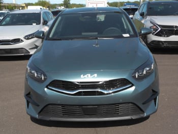 KIA Ceed 1.5T DCT Ultimate Edition Navi Kamera ACC
