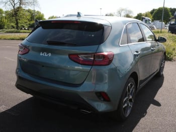 KIA Ceed 1.5T DCT Ultimate Edition Navi Kamera ACC