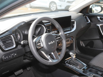KIA Ceed 1.5T DCT Ultimate Edition Navi Kamera ACC