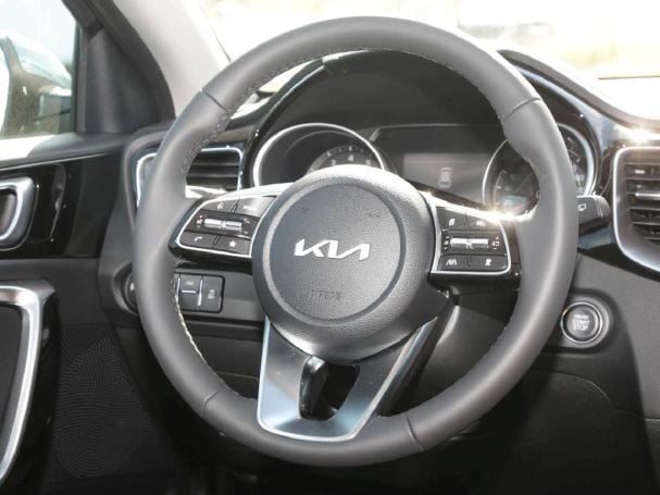 KIA Ceed 1.5T DCT Ultimate Edition Navi Kamera ACC KIA Ceed 1.5T DCT Ultimate Edition Navi Kamera ACC