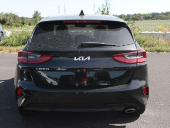 KIA Ceed 1.5T DCT Ultimate Edition Navi Kamera JBL