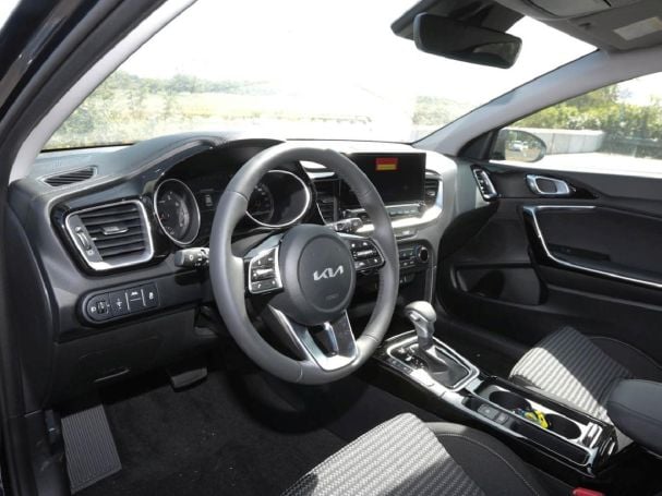 KIA Ceed 1.5T DCT Ultimate Edition Navi Kamera JBL KIA Ceed 1.5T DCT Ultimate Edition Navi Kamera JBL