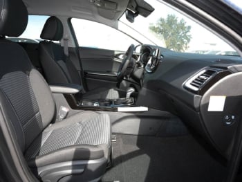KIA Ceed 1.5T DCT Ultimate Edition Navi Kamera JBL