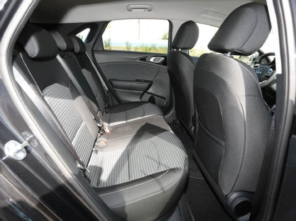 KIA Ceed 1.5T DCT Ultimate Edition Navi Kamera JBL KIA Ceed 1.5T DCT Ultimate Edition Navi Kamera JBL