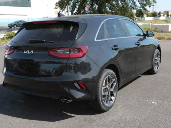 KIA Ceed 1.5T DCT Ultimate Edition Navi Kamera JBL