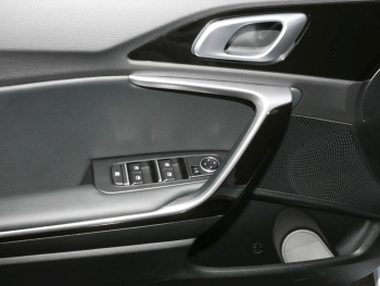 KIA Ceed 1.5T DCT Vision Navi Komfort-plus-Paket ACC