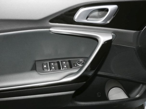 KIA Ceed 1.5T DCT Vision Navi Komfort-plus-Paket ACC