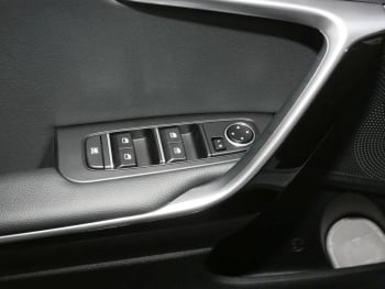 KIA Ceed 1.5T DCT Vision Navi Komfort-plus-Paket ACC