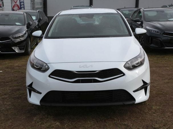 KIA Ceed 1.5T DCT Vision Navi Komfort-plus-Paket ACC KIA Ceed 1.5T DCT Vision Navi Komfort-plus-Paket ACC