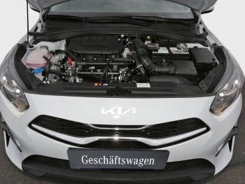 KIA Ceed 1.5T DCT Vision Navi Komfort-plus-Paket ACC