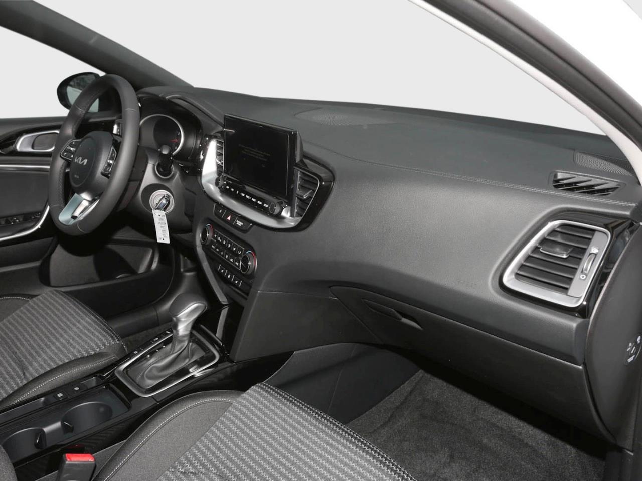 KIA Ceed 1.5T DCT Vision Navi Komfort-plus-Paket ACC