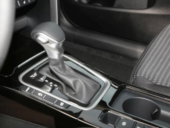 KIA Ceed 1.5T DCT Vision Navi Lenkradhzg SpurH ACC