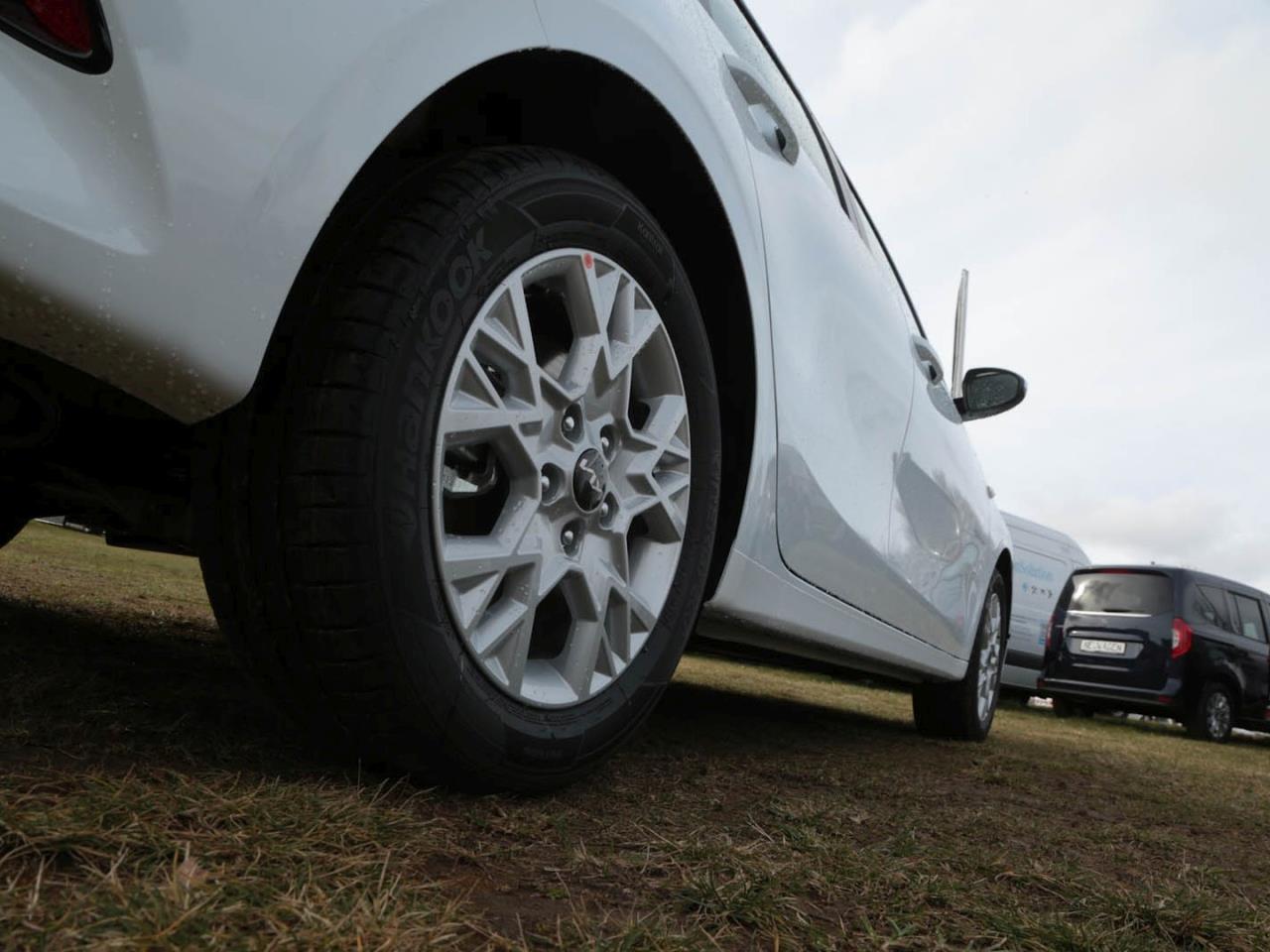 KIA Ceed 1.5T DCT Vision Navi Lenkradhzg SpurH ACC