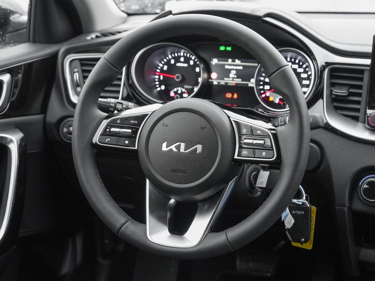 KIA Ceed 1.5T DCT Vision ACC KomfortPlusPaket SHZ