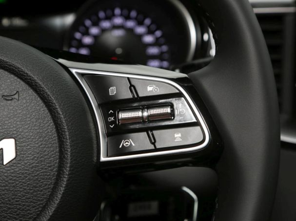 KIA Ceed 1.5T DCT Vision Navi Kamera ACC Lenkradhzg KIA Ceed 1.5T DCT Vision Navi Kamera ACC Lenkradhzg