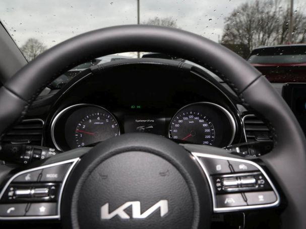 KIA Ceed 1.5T DCT Vision Navi Kamera Komfort-Paket KIA Ceed 1.5T DCT Vision Navi Kamera Komfort-Paket