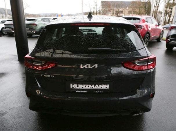 KIA Ceed 1.5T DCT Vision Navi Kamera Komfort-Paket KIA Ceed 1.5T DCT Vision Navi Kamera Komfort-Paket