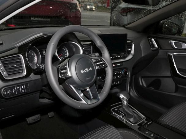 KIA Ceed 1.5T DCT Vision Navi Kamera Komfort-Paket KIA Ceed 1.5T DCT Vision Navi Kamera Komfort-Paket