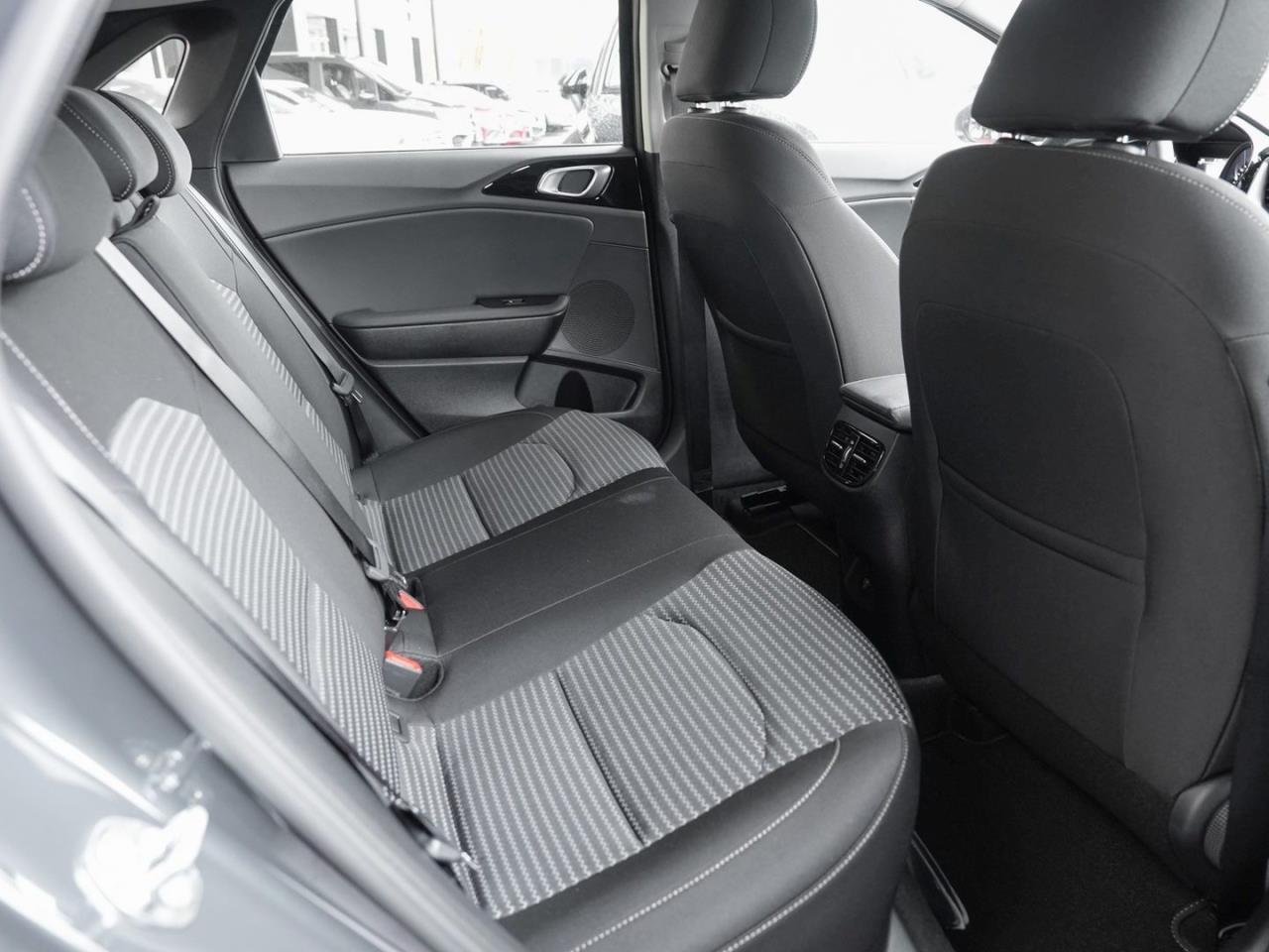 KIA Ceed 1.5T DCT Vision ACC SHZ Komfort Plus Paket