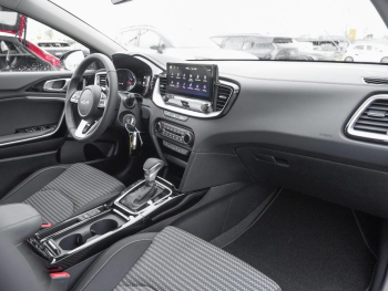 KIA Ceed 1.5T DCT Vision Navi Kamera ACC Lenkradhzg