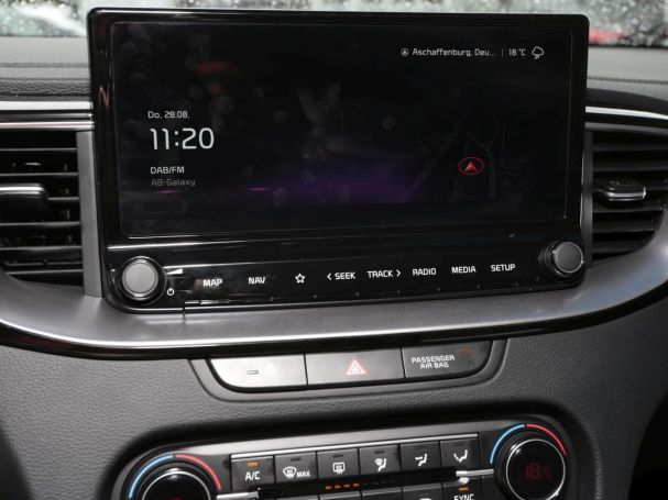 KIA Ceed 1.5T DCT Vision Navi Kamera Lenkradhzg ACC KIA Ceed 1.5T DCT Vision Navi Kamera Lenkradhzg ACC