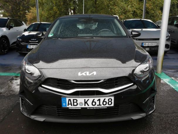 KIA Ceed 1.5T DCT Vision Navi Kamera Lenkradhzg ACC KIA Ceed 1.5T DCT Vision Navi Kamera Lenkradhzg ACC